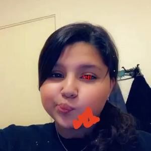 Meet your Posher, Estrella